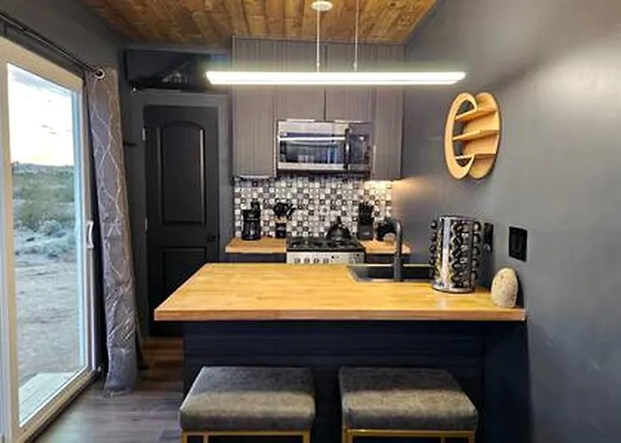 Arizona Adventure Awaits: Glamping Offering Exquisite Views Holiday home